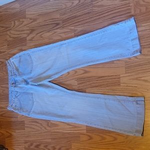 Masssini Women’s jeans- size 6. Great Condition!